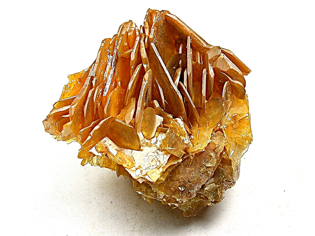 MINERALS : OUTSTANDING GROUP OF LARGE WULFENITE CRYSTALS FROM GLOVE MI, ARIZONA MINERALS : OUTSTANDING GROUP OF LARGE WULFENITE CRYSTALS FROM GLOVE MI, ARIZONA