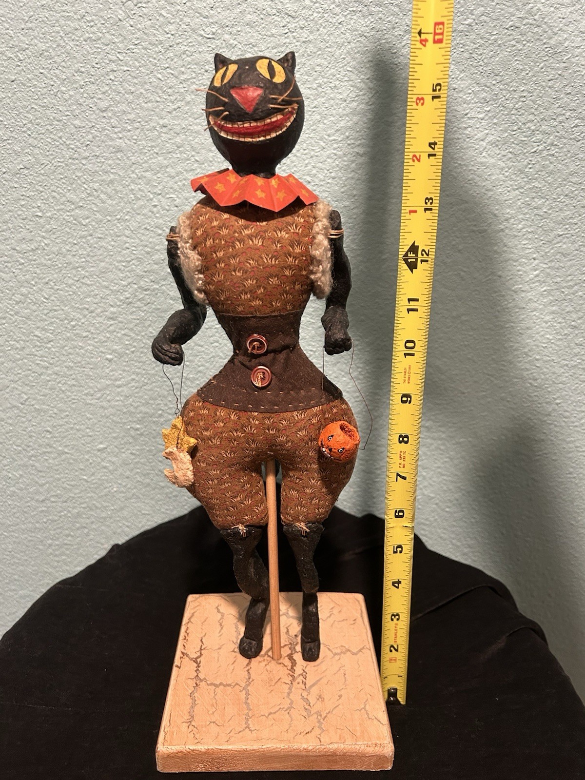 Vintage (1999) Wendy Pulley Halloween Folk Art Scaredy Cat  Doll W/ Stand 16\