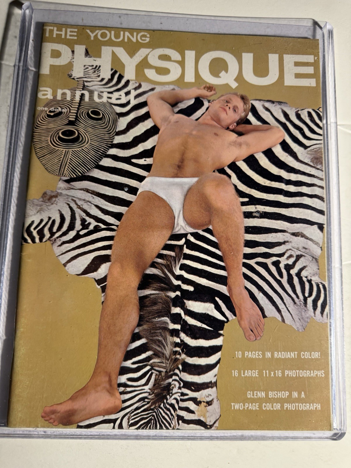 THE YOUNG PHYSIQUE ANNUAL 1962 -VTG PHYSIQUE PHOTOGRAPHY ART MAGAZINE GAY INTRST