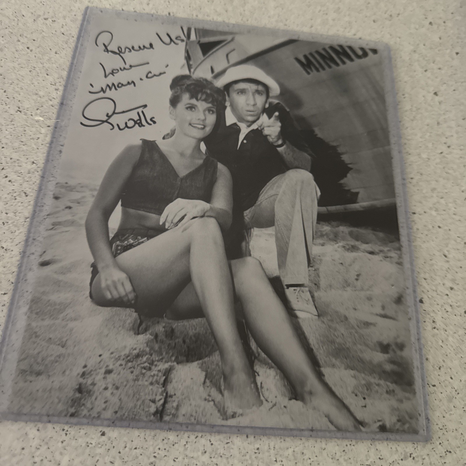 Dawn Wells AUTHENTIC AUTOGRAPHED SIGNED 8X10 PHOTO B&W Gilligans Island Dawn Wells AUTHENTIC AUTOGRAPHED SIGNED 8X10 PHOTO B&W Gilligans Island