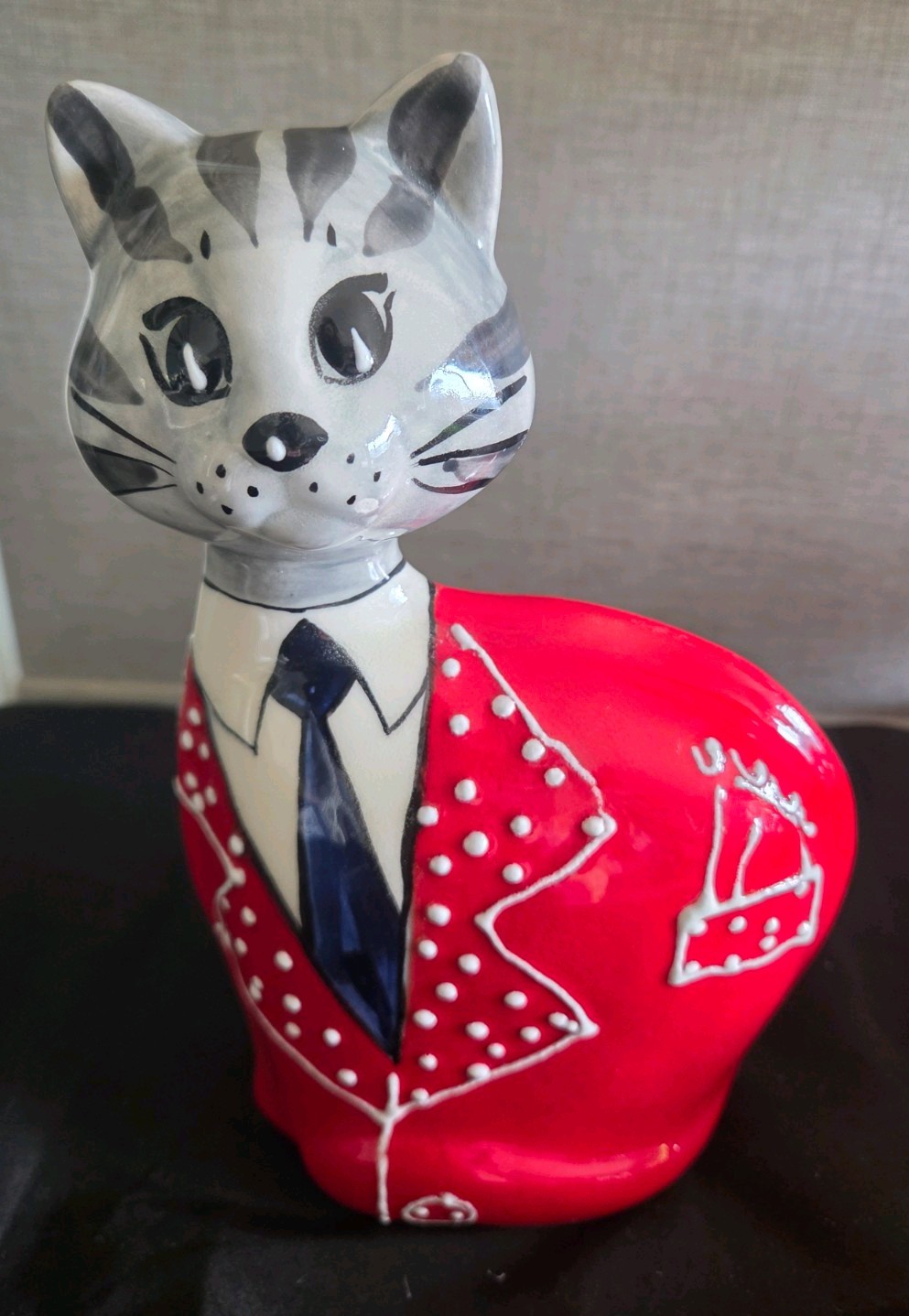 Hand-Painted 9” Ceramic Cat By TUROV ART CERAMICS, Signed, Bright Colors Vintage Hand-Painted 9” Ceramic Cat By TUROV ART CERAMICS, Signed, Bright Colors Vintage