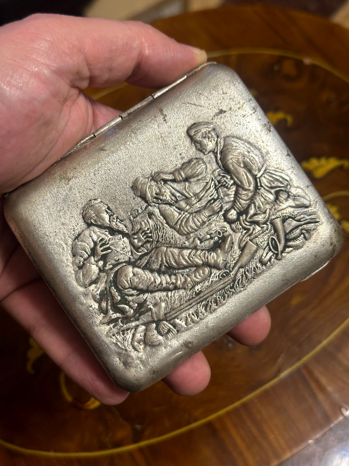 vintage soviet cigarette case HUNTERS ON A HALT plant ARTEL USSR