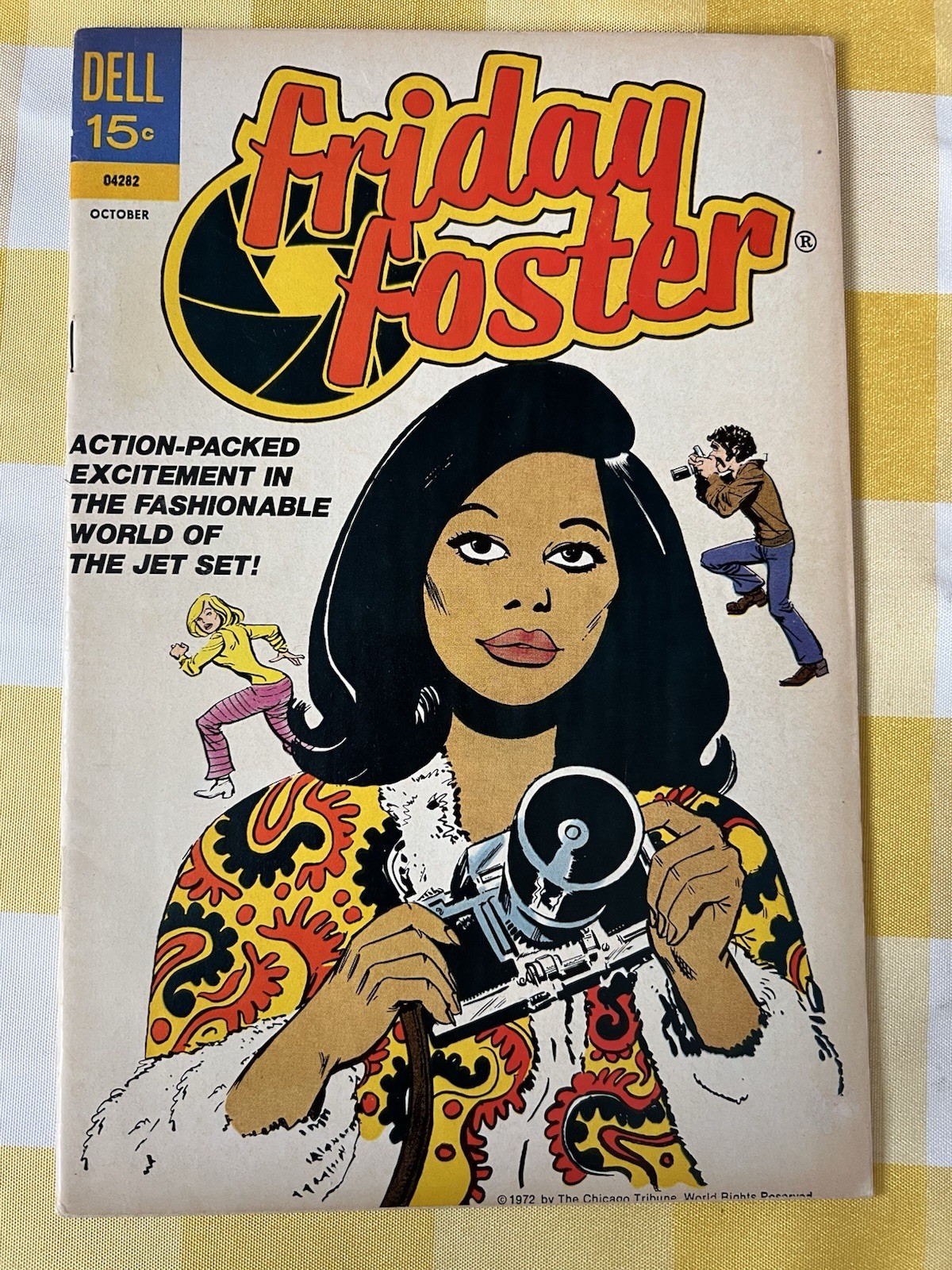 Friday Foster #1 GRADE 7.5 VF- Dell Comics 1972 Key 1st BLACK WOMAN Comic