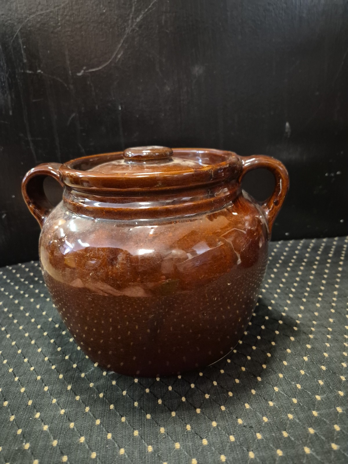 USA Pottery Stoneware Crock Bean Pot, Dark Brown Glaze 8x7
