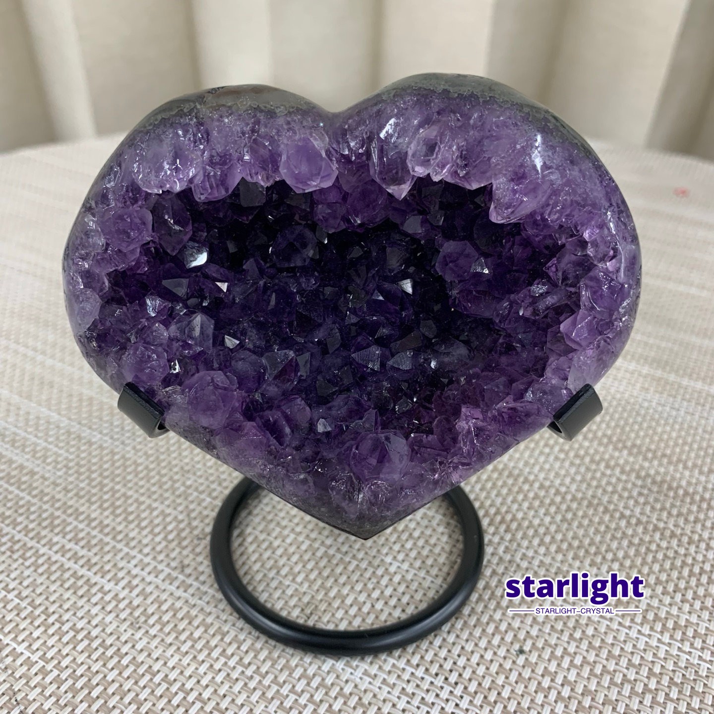 360G Natural Brazilian amethyst hand cut heart-shaped decoratio