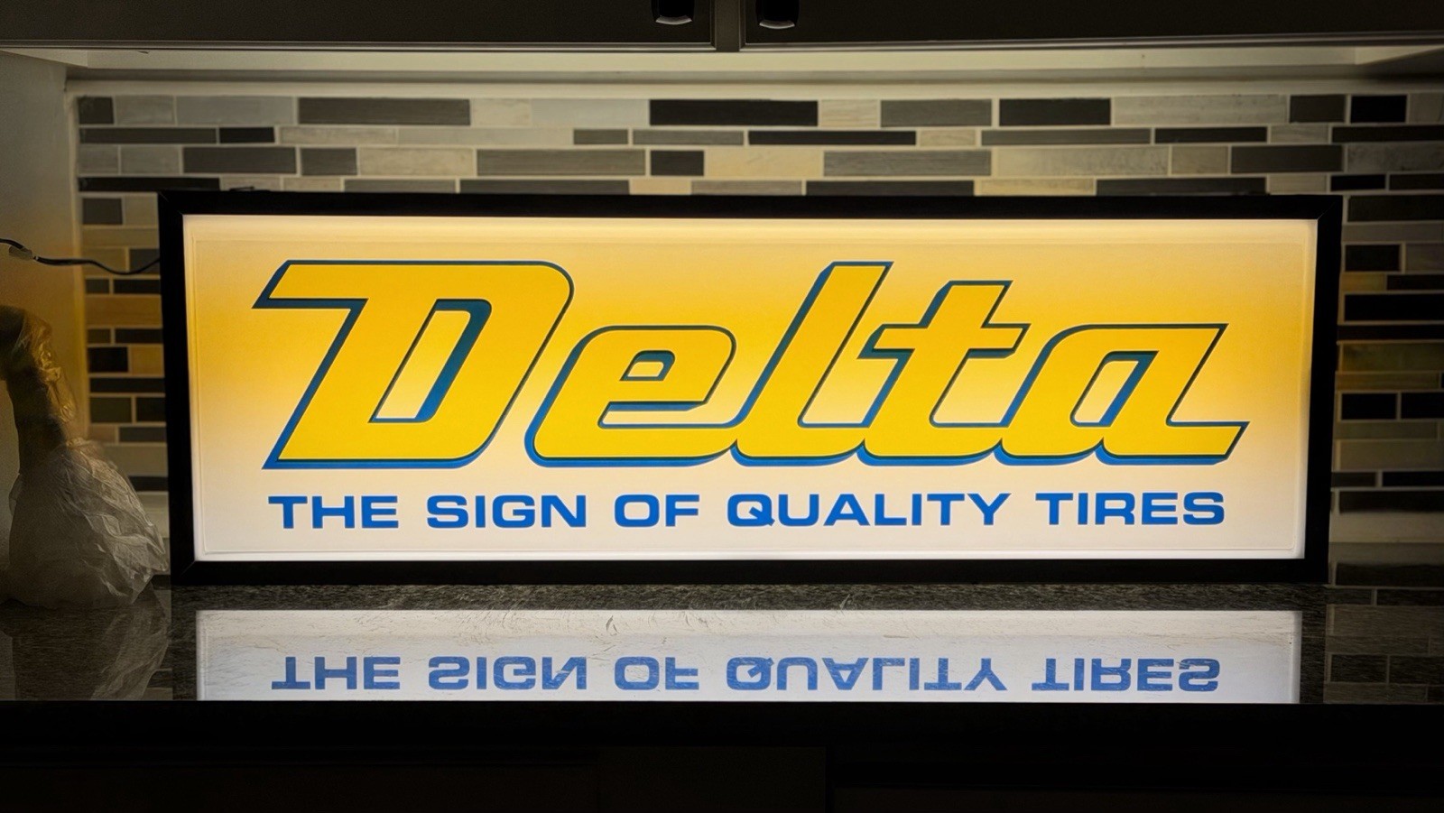 FREE SHIPPING Vintage 1990s NOS Delta Tires Double-Sided Lighted Sign Rare FREE SHIPPING Vintage 1990s NOS Delta Tires Double-Sided Lighted Sign Rare