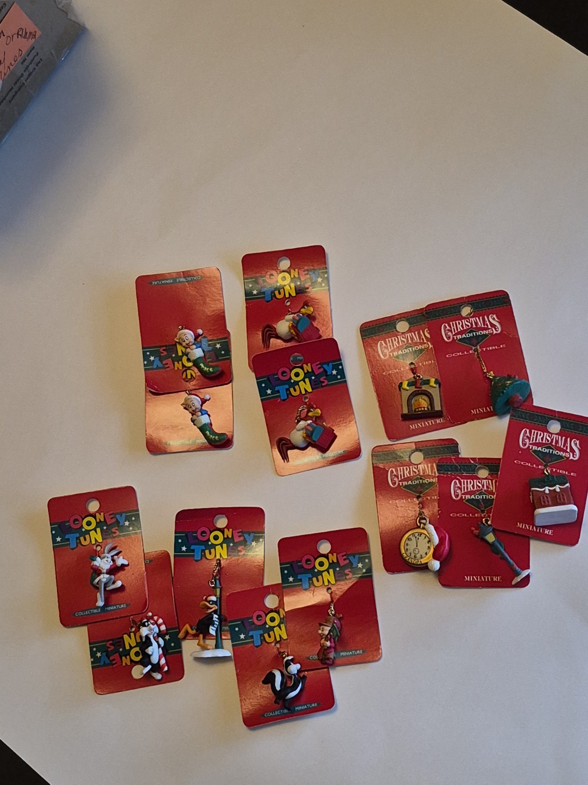14 Matrix Christmas Traditions Collection Mini  Ornaments -9 Looney Tunes