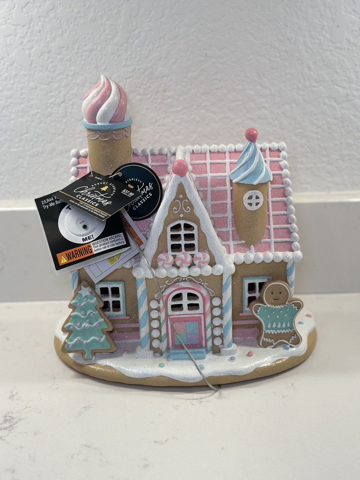 Robert Stanley Pastel LED Gingerbread House Christmas Decor 10.25” NEW 6416614