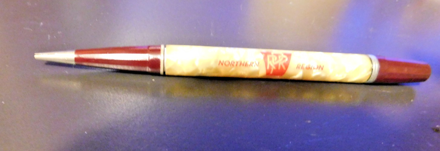VTG PENNSYLVANIA RAILROAD Durolite Mech. Pencil Northern Region. Nice