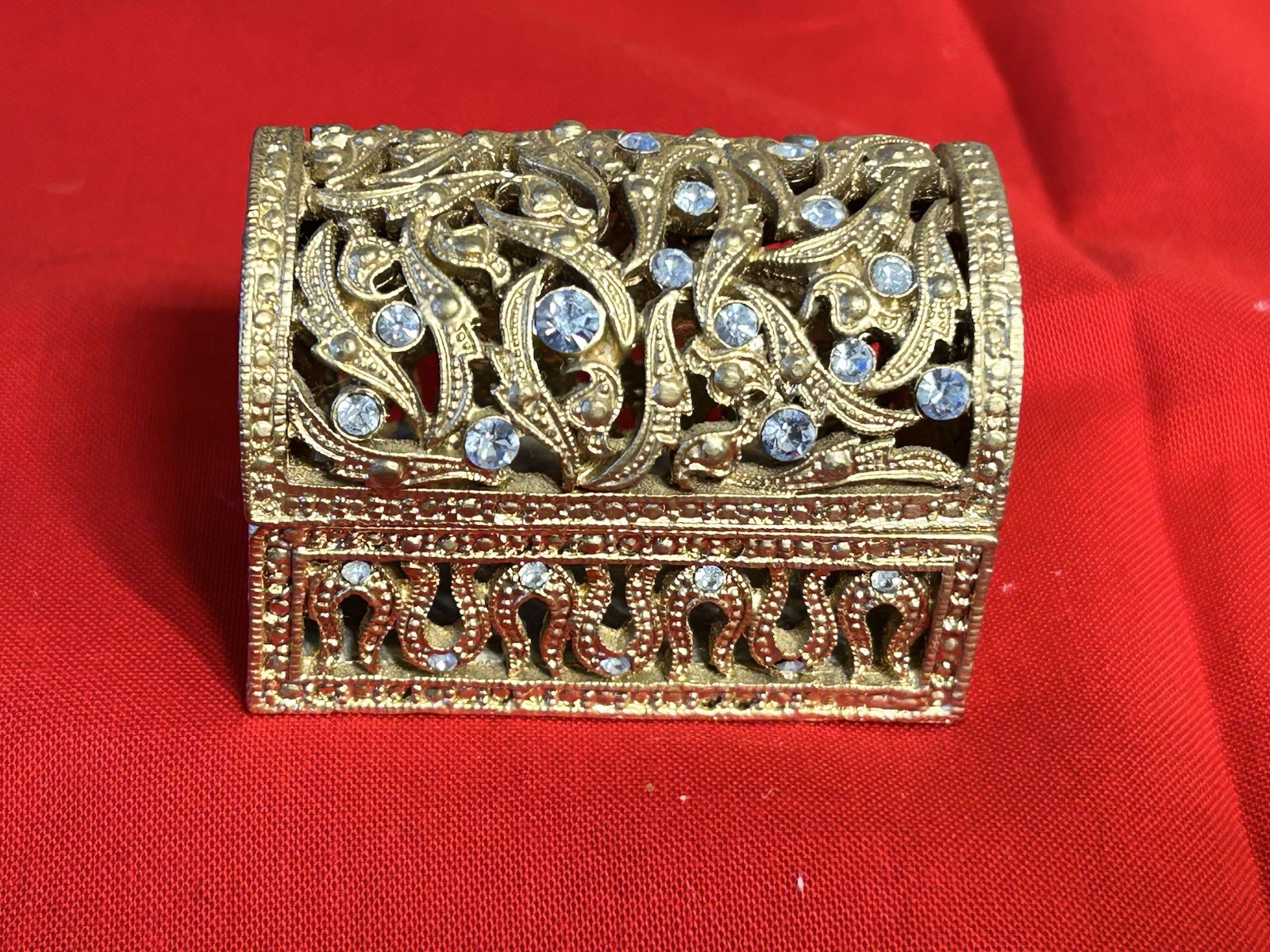 Vintage Gold Tone Filigree Metal W/ Rhinestones Jewelry Casket Box