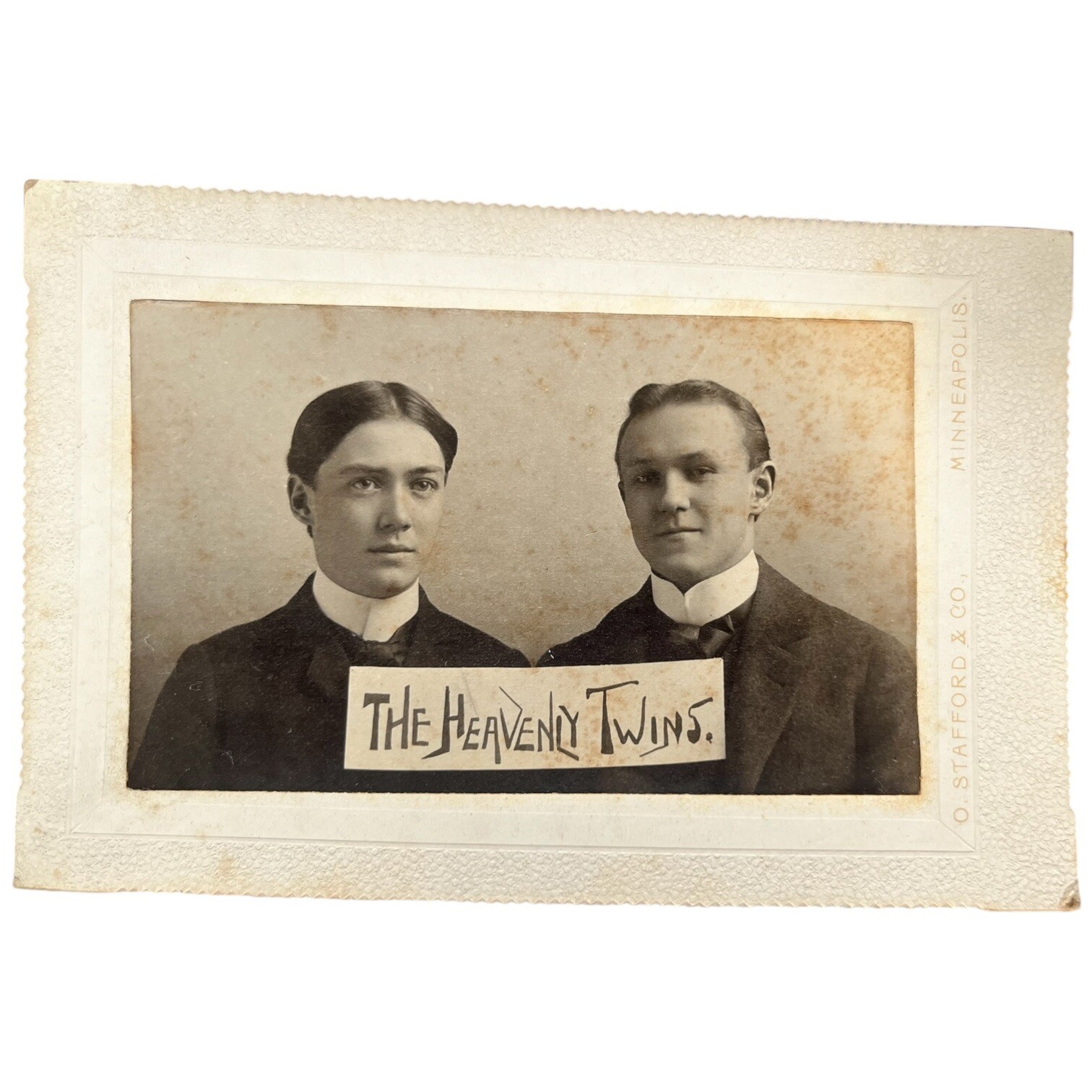 Antique Photograph The Heavenly Twins High Collars Victorian Era Otawanna Minn Antique Photograph The Heavenly Twins High Collars Victorian Era Otawanna Minn
