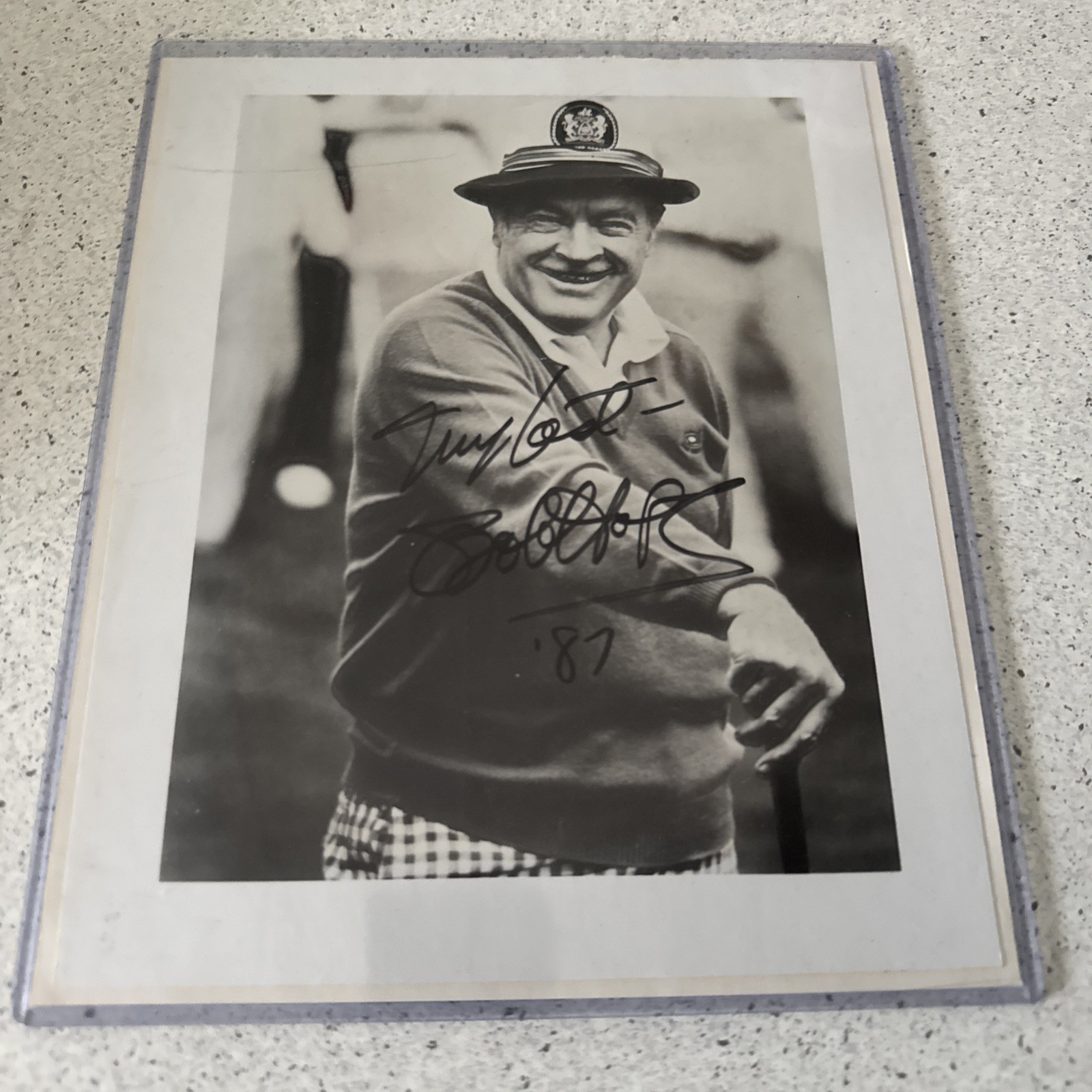 Bob Hope Entertainer Comedian Autographed Signed 8\