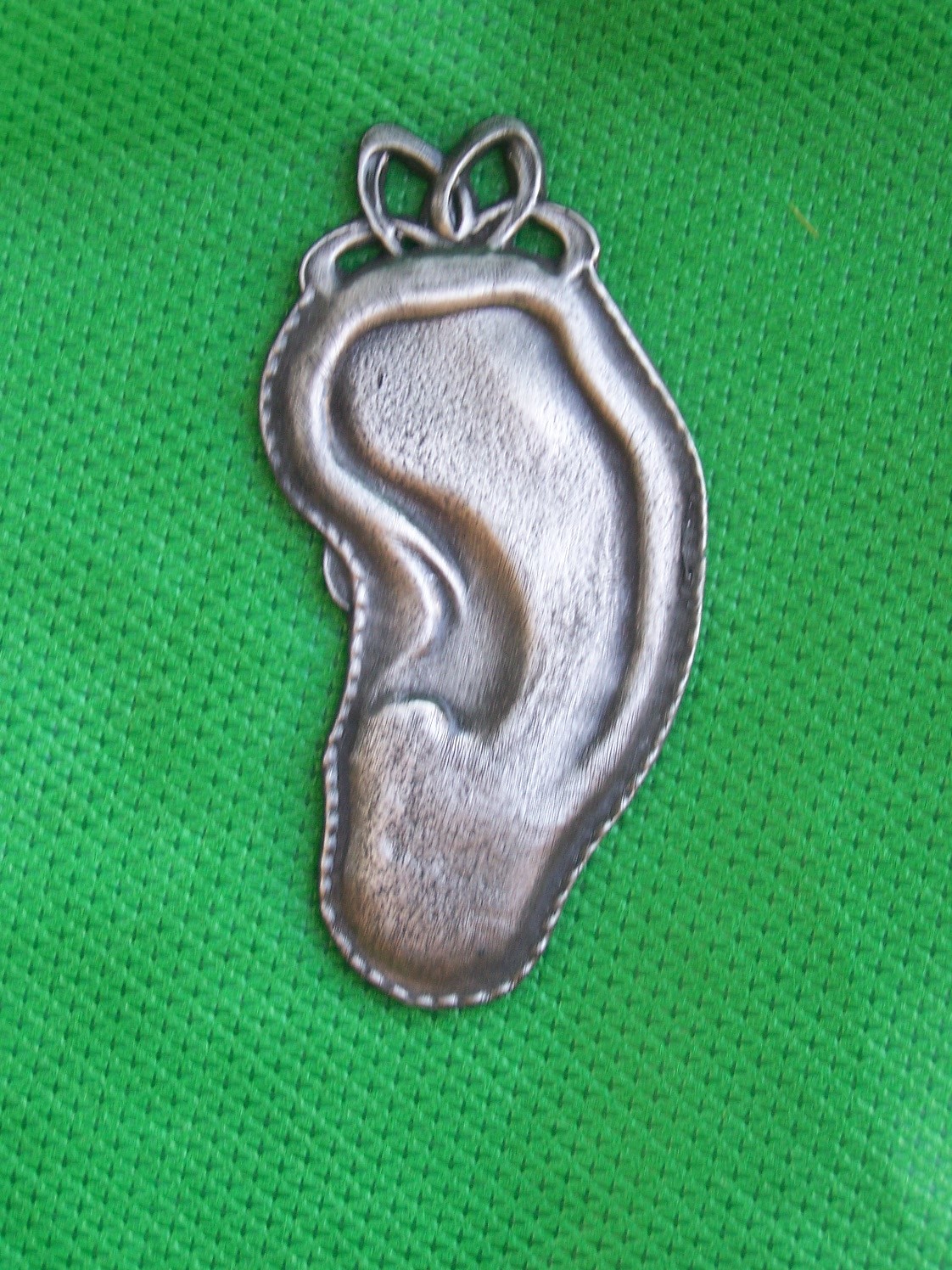 Large Tin/Silver Ear Milagro Ex Voto