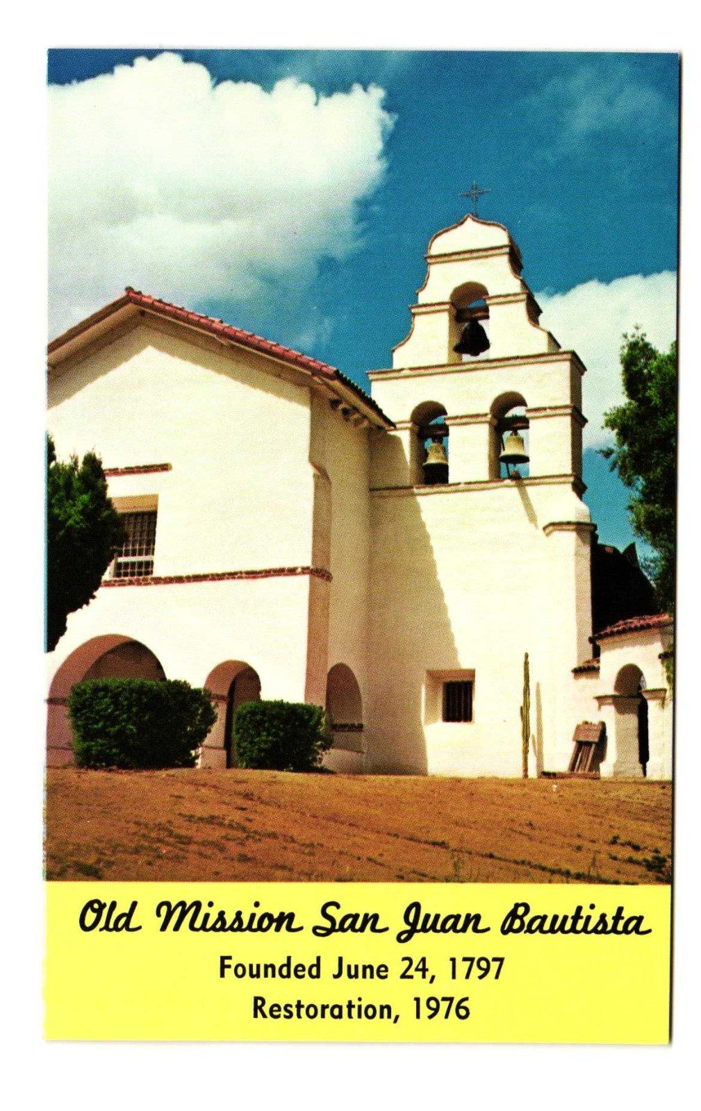 Old mission San Juan Bautista California Vintage postcard Unposted