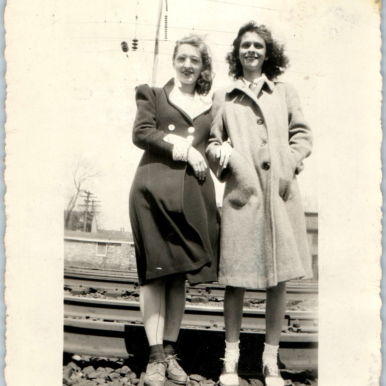 c1940s Cute Young Women Railroad Tracks Snapshot Photo Coats Friends Bee Mid Vtg c1940s Cute Young Women Railroad Tracks Snapshot Photo Coats Friends Bee Mid Vtg