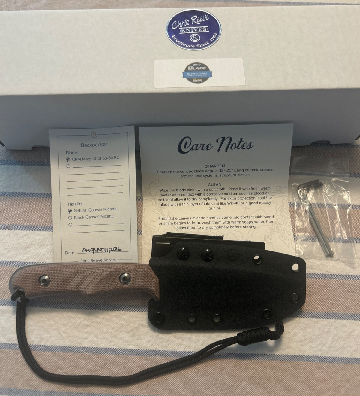 Chris Reeve Knives Backpacker-Magnacut and Natural Micarta