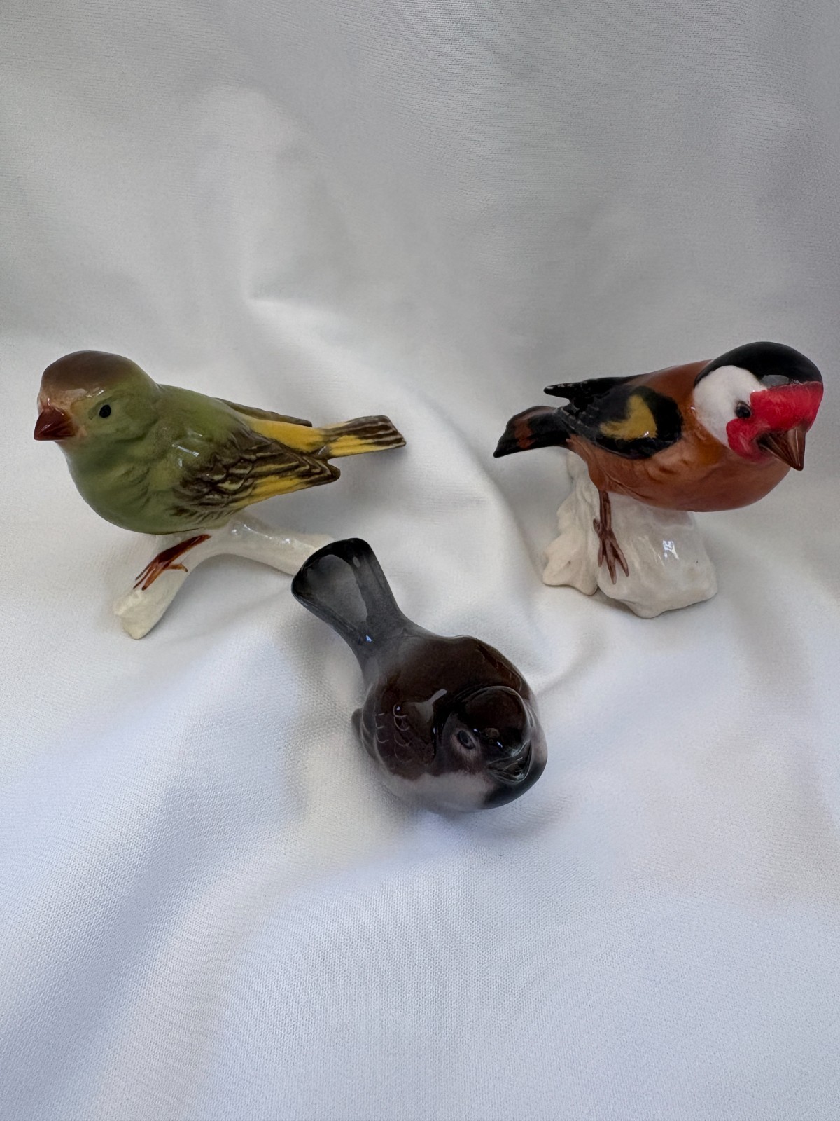 3 Vintage Goebel Porcelain Bird Figurines Baby Sparrow, Goldfinch, Greenfinch 3 Vintage Goebel Porcelain Bird Figurines Baby Sparrow, Goldfinch, Greenfinch