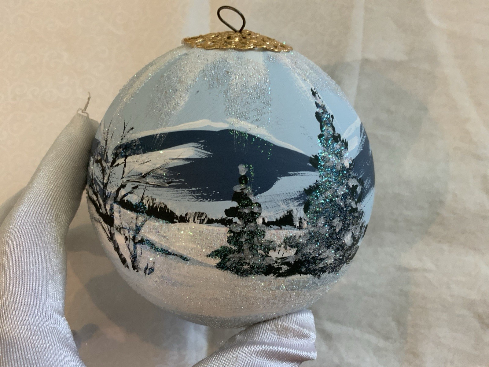 VNG Glass Hand Painted Christmas Ornament Nature 1993 YVONNE 4”