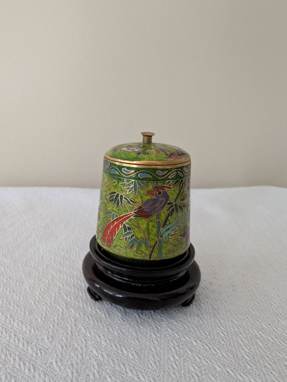 Vint. Mini Chinese Cloisonné Lidded Jar, Green Floral Enamel, Presentation Box
