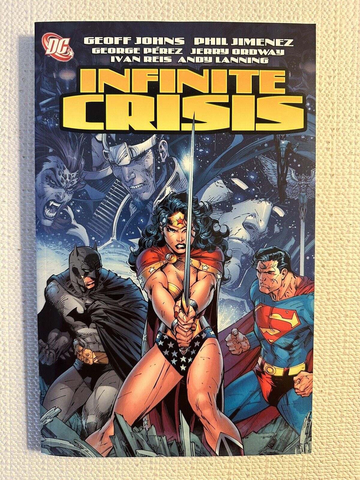 Infinite Crisis TPB DC Comics Paperback