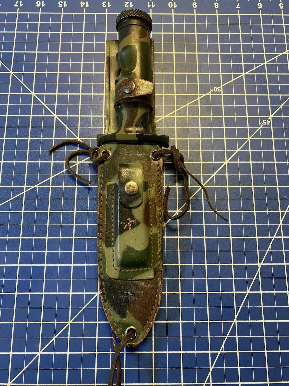 Vintage 1980s Parker Brothers Survival Knife 6.5\
