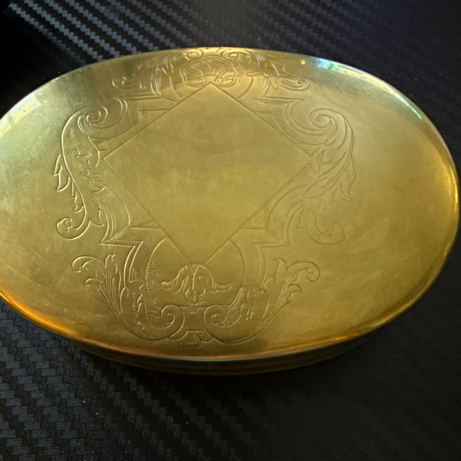 Vintage Colonial Williamsburg Oval Brass Trinket Box, signed with makers mark