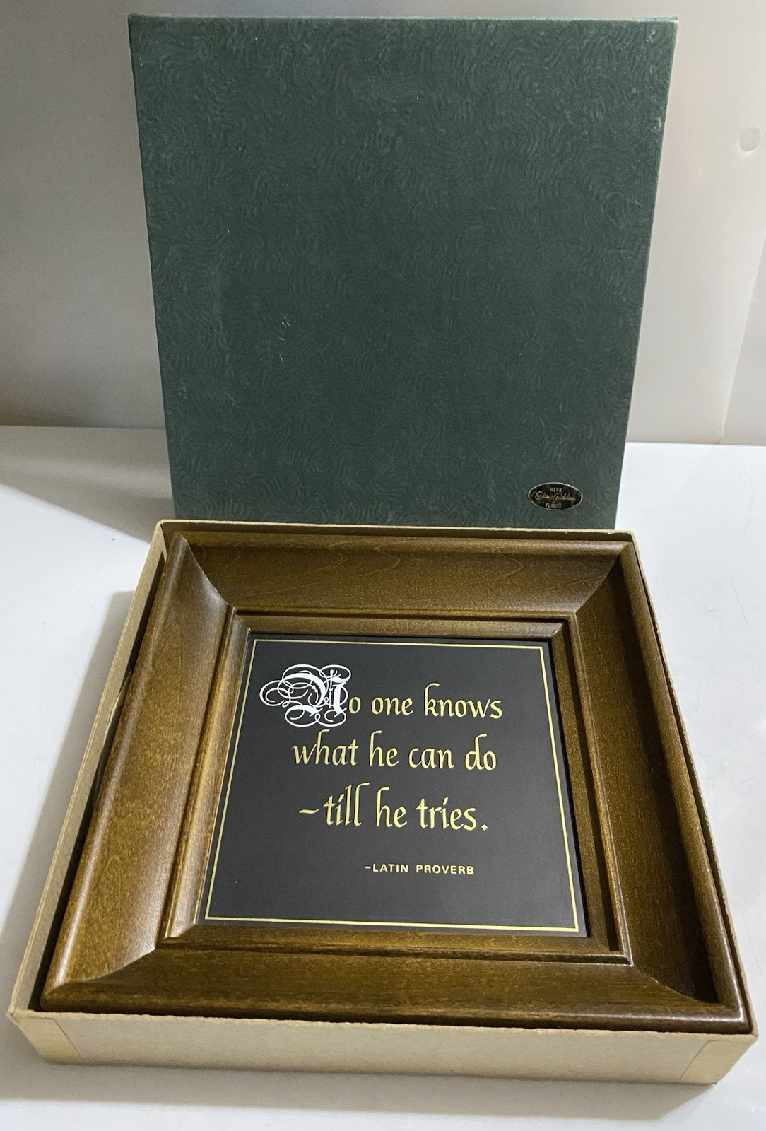 Vintage Plaque In Original Box Latin Proverb Herr’s Classic Plaques Milwaukee Vintage Plaque In Original Box Latin Proverb Herr’s Classic Plaques Milwaukee