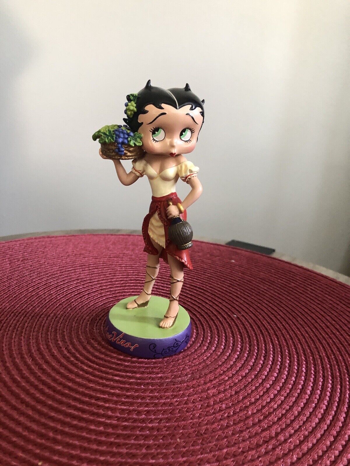 Italy From Betty Boop From Around The World Figurines The Danbury Mint