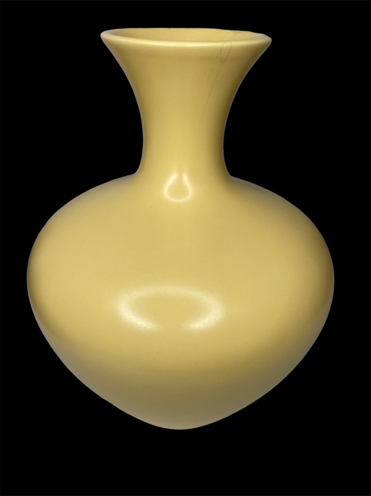 Vintage Royal Haeger Pottery Satin Pale Yellow Vase Unsigned #238