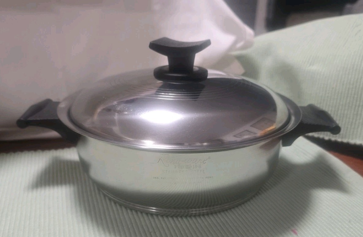 VTG Rena Ware 3 Ply 18-8 Stainless Steel 2 Quart Sauce Pan & Lid 8.5”
