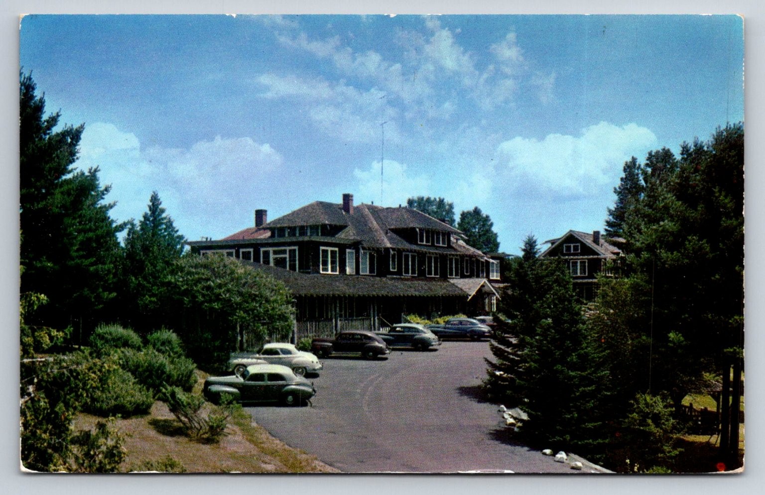 Word of Life Inn & Cottages Schroon Lake NY 1954 Postcard Vintage Cars