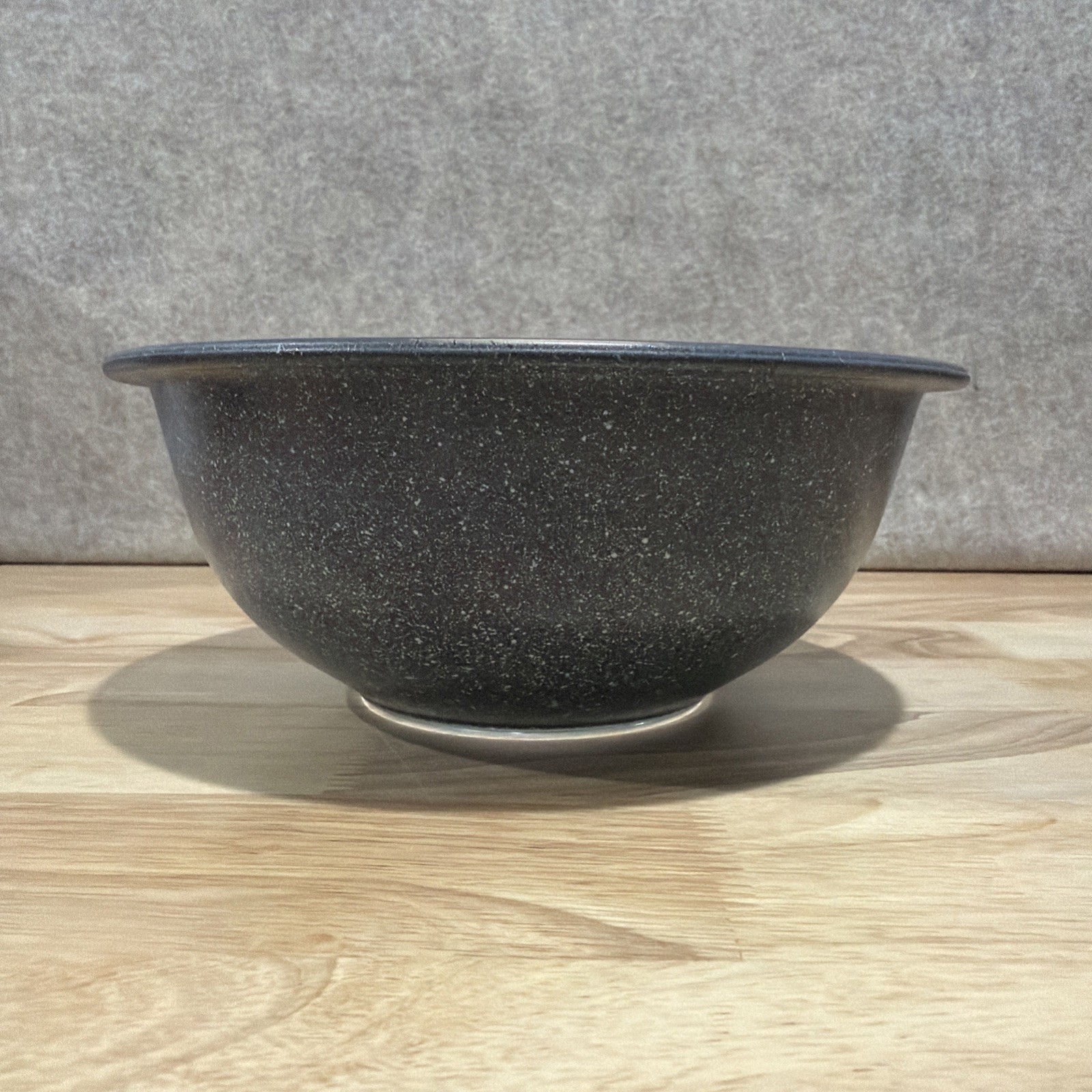 Vintage Pyrex Speckled Gray Granite Glass 8.5\