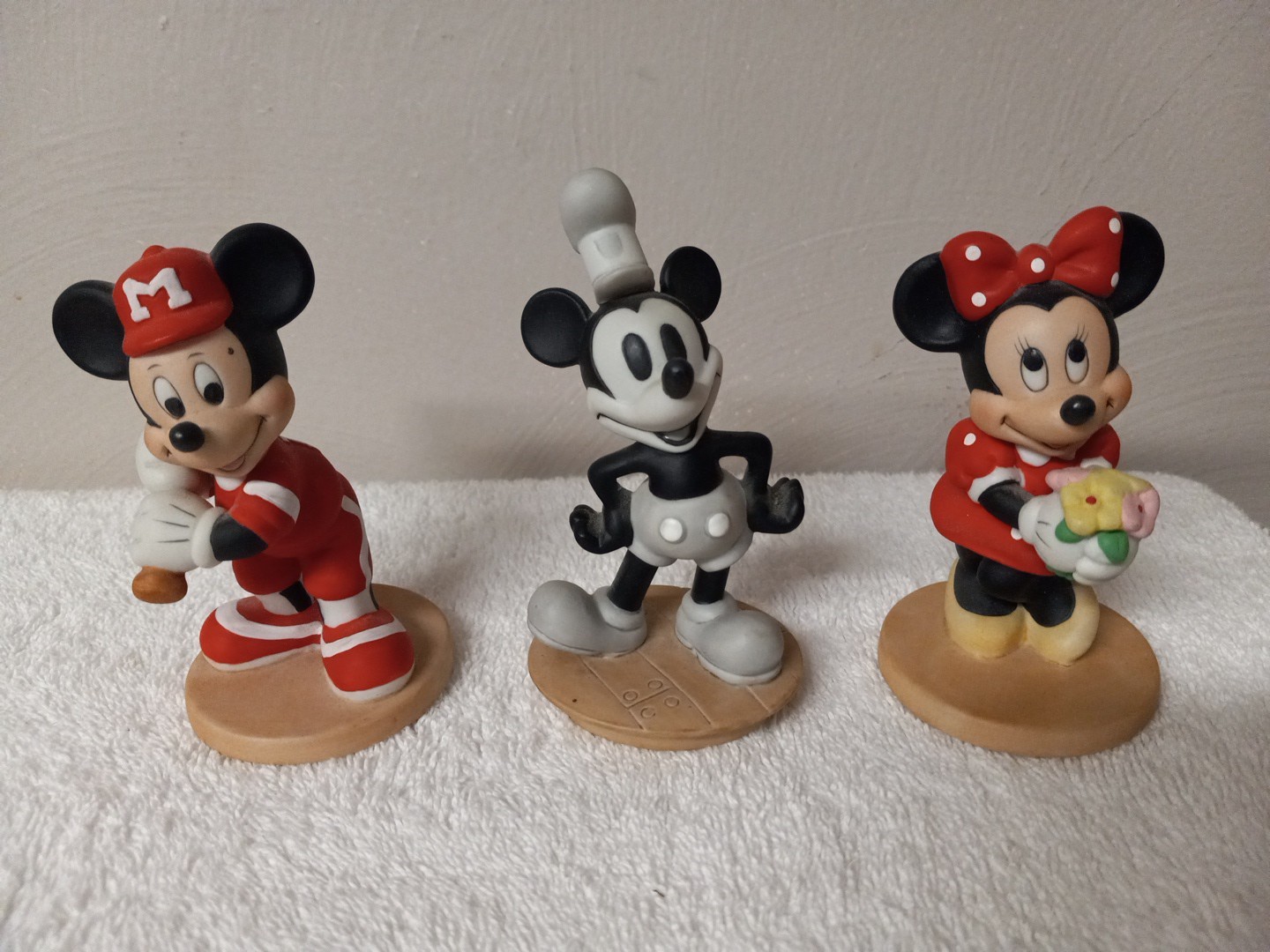 Vintage Disney Mickey Mouse 3 Piece 4.5