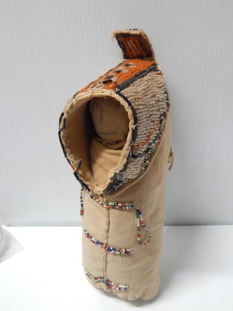 ANTIQUE ARAPAHO PLAINS INDIAN BEADED DOLL SIZE BABY CRADLEBOARD - MUSEUM GRADE