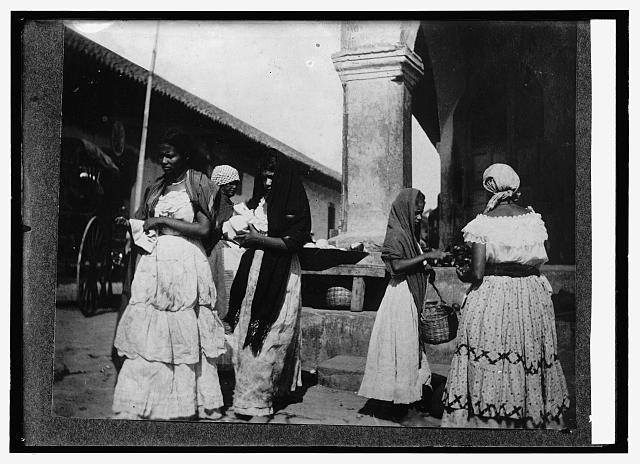 Photo:Market scene at Granada, Nicaragua