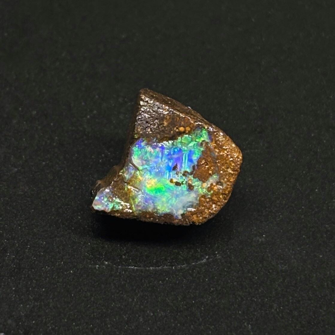 Exquisite Single Australian Boulder Opal Cutter With Bright Neon Colors