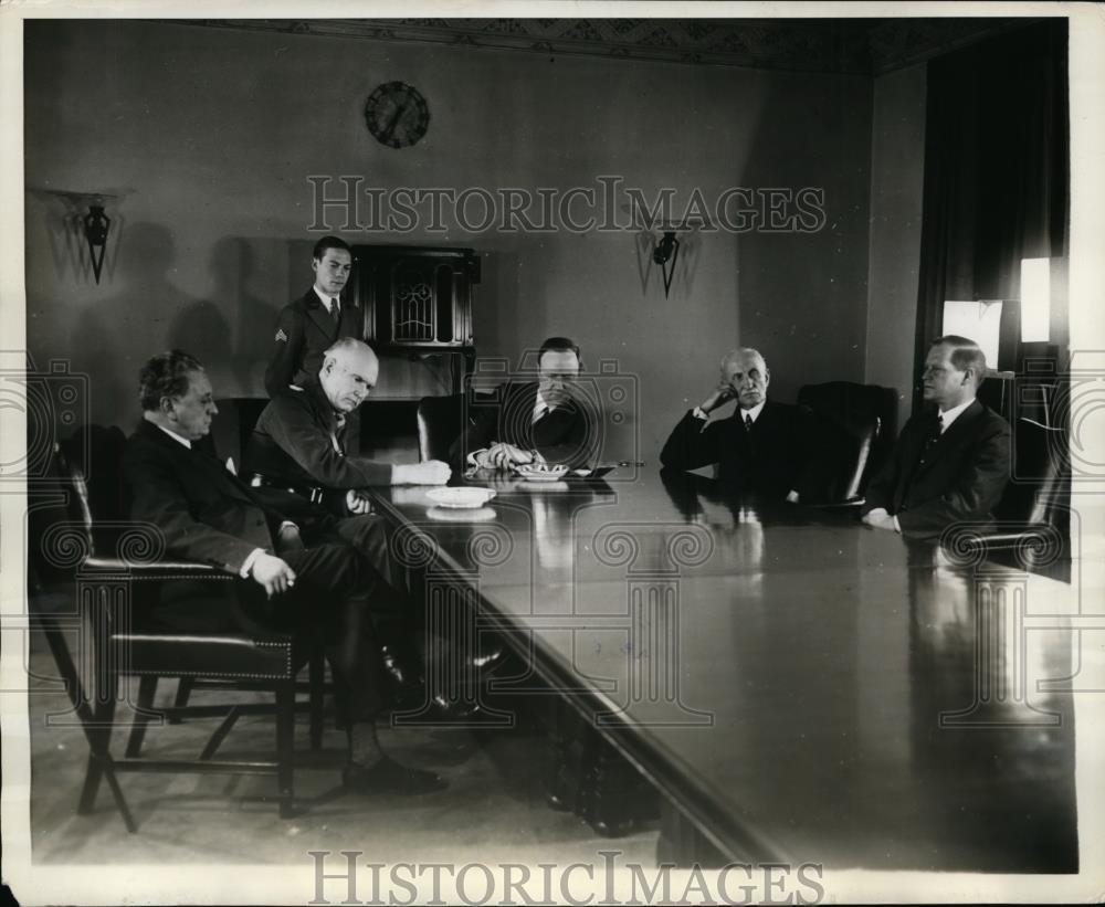 1930 Press Photo Colonel EA Green of Marines, Admiral Fisk Retired US Navy
