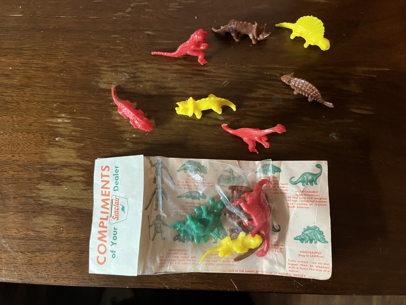 Vintage Sinclair Gas Promotional Dinosaur Set