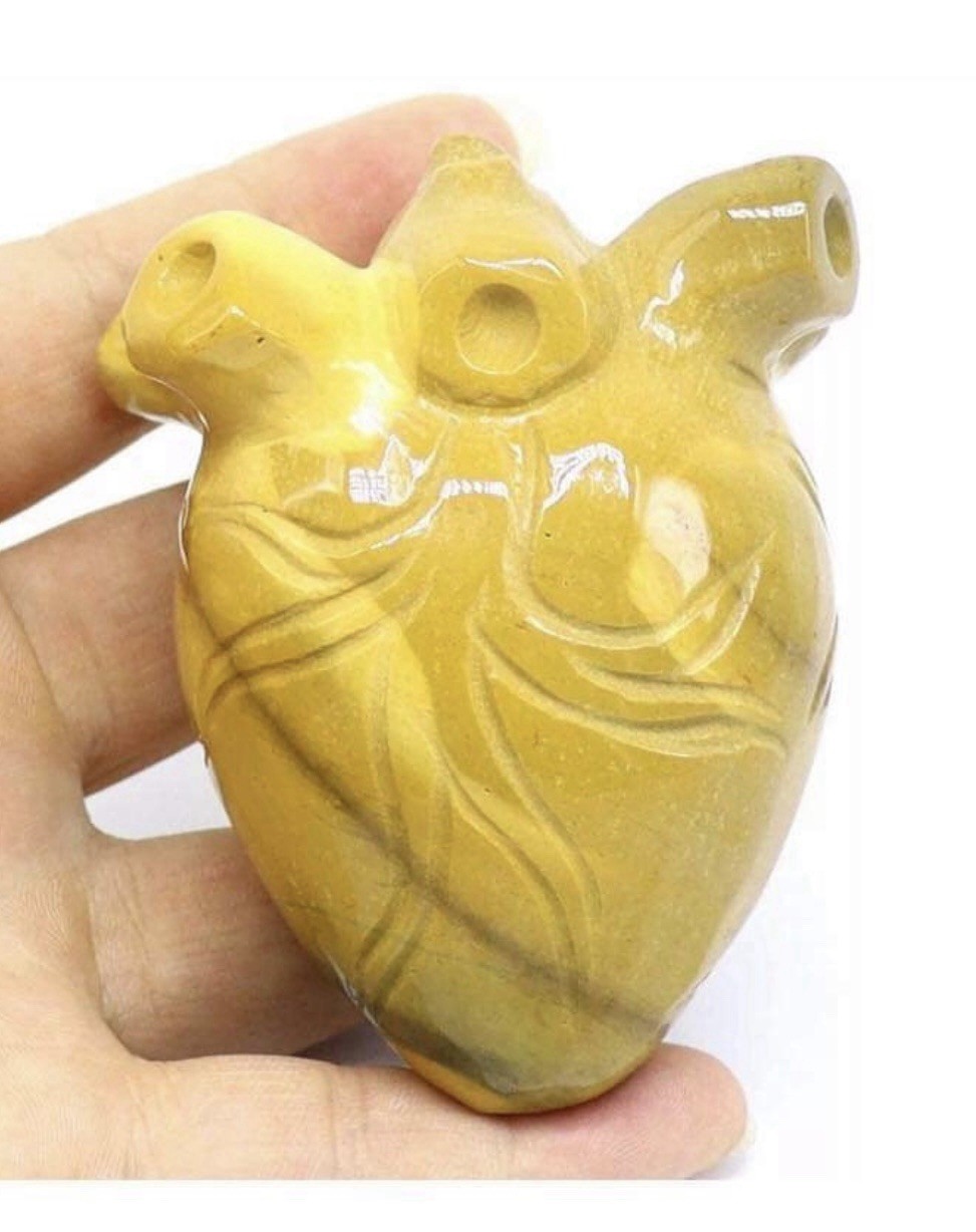 Hand Carved - Human Heart - Yellow Agate Gemstone - 1 Pcs - 70x55x40mm - 216g;