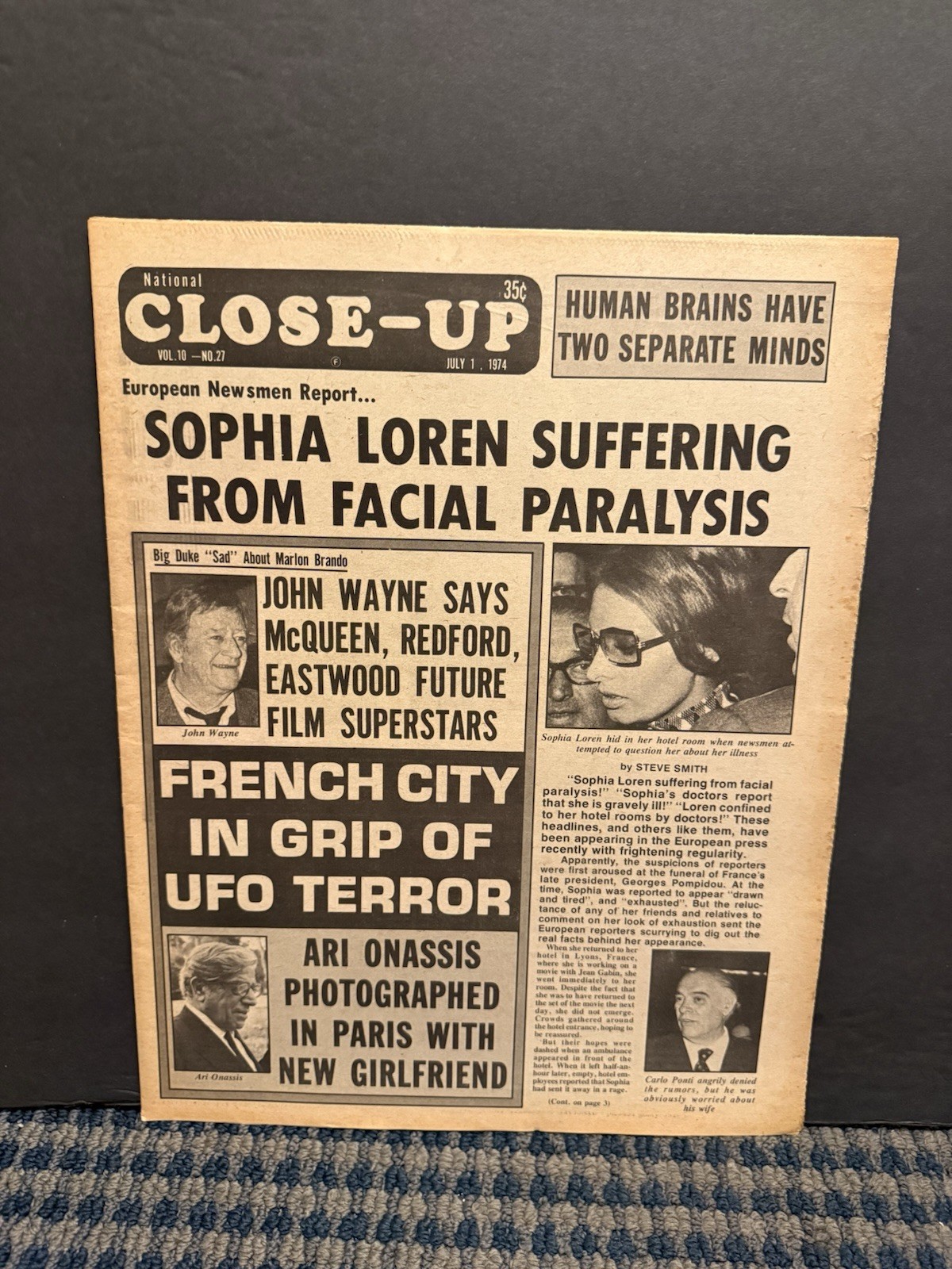 1974 July 1st National Close-Up Newspaper, Sophia Loren, John Wayne  (10U)
