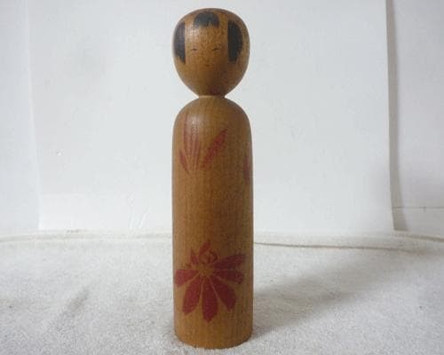 Abe Heijiro Kokeshi Handmade Vintage Retro Japanese Folk Doll 21 cm tall Abe Heijiro Kokeshi Handmade Vintage Retro Japanese Folk Doll 21 cm tall