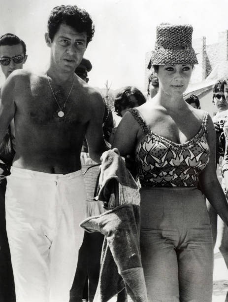 Stage Screen Greece Film movie actress Elizabeth Taylor holiday Gr- Old Photo