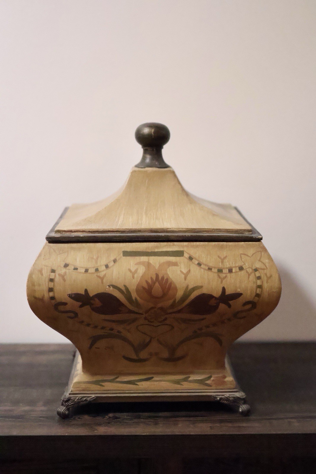 Vintage Hand Painted Folk Art Wooden Box Pagoda Lid 14\