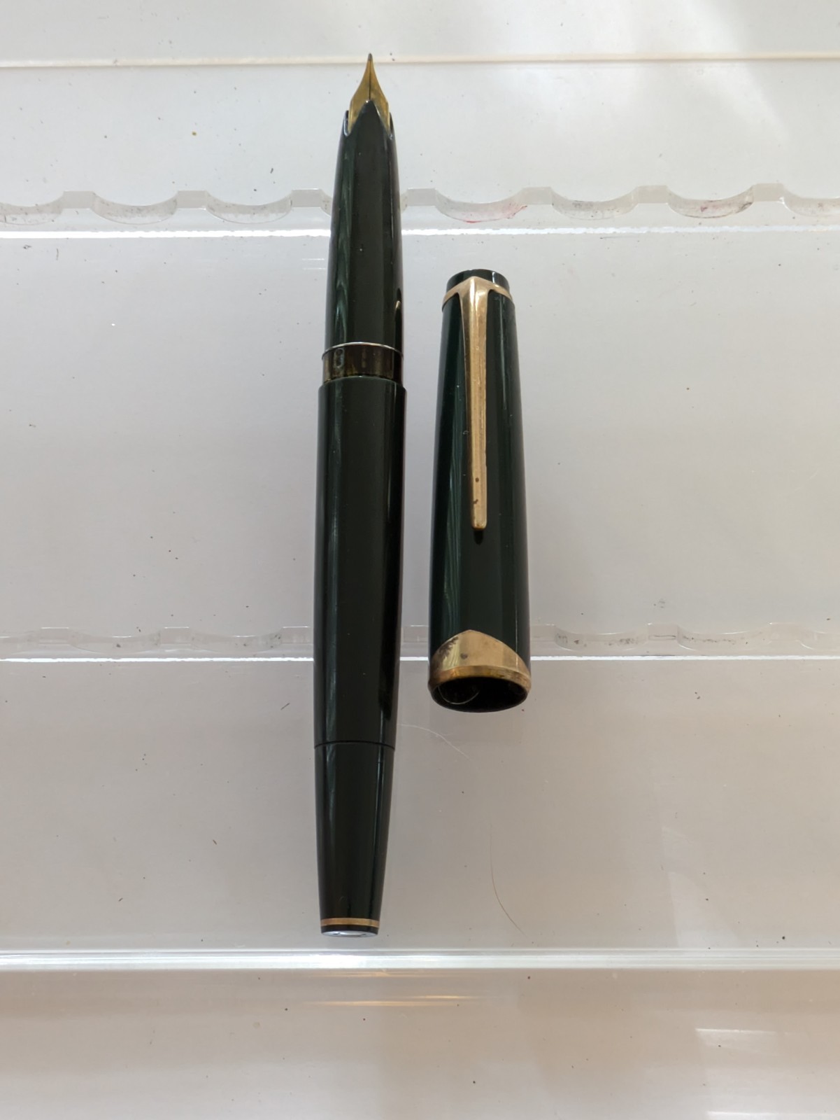 vtg Green Gt Montblanc Meisterstuck 14 fountain pen - 18k F Nib