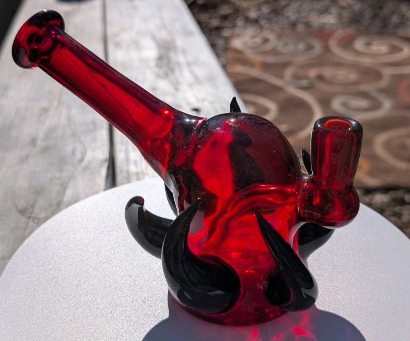 Dragon/Demon Egg Glass Rig - US Artist located in Hill Country around Austin,Tx