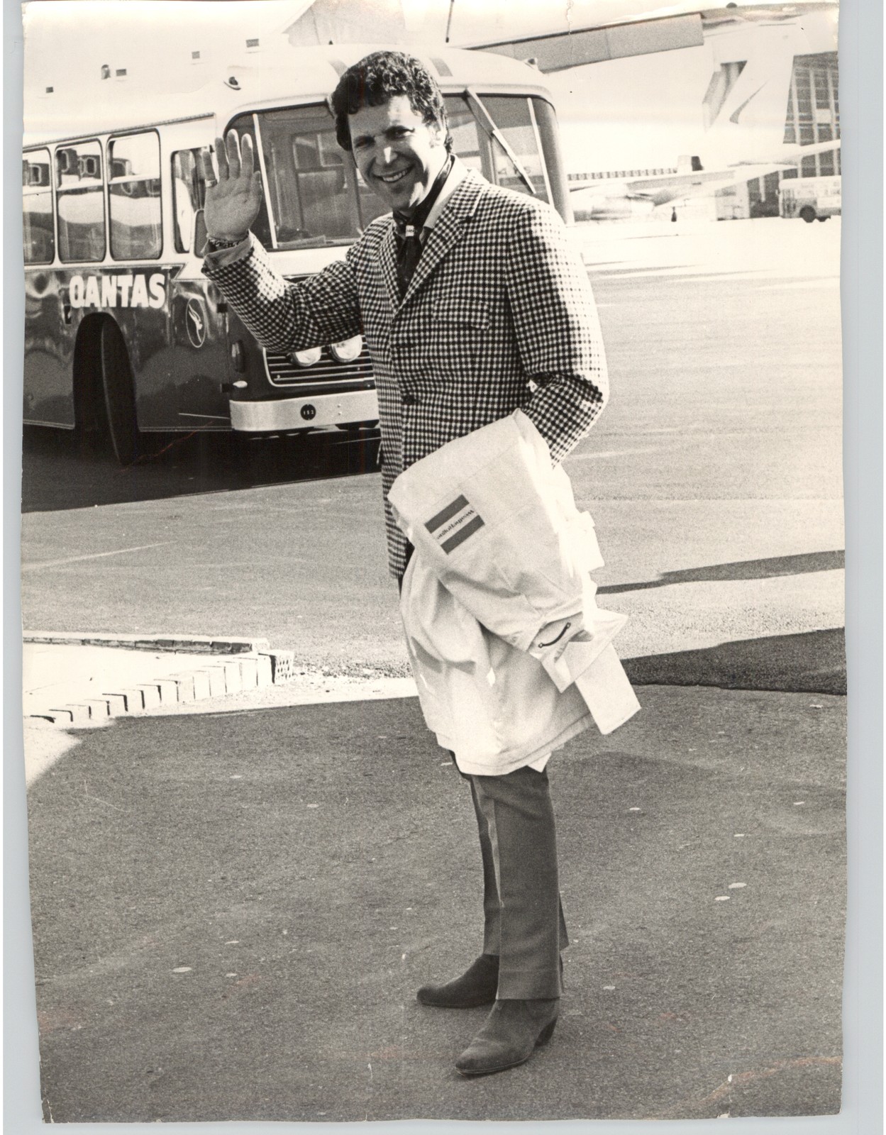 Welsh Singer Tom Jones Arrival in Sydney Australia for Concert 1969 Press Photo