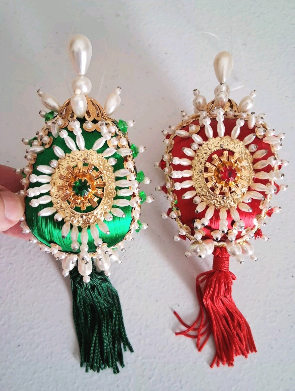 Vintage Set of 2 Handmade Push Pin Sequins Beaded Christmas Ornaments Red, Green