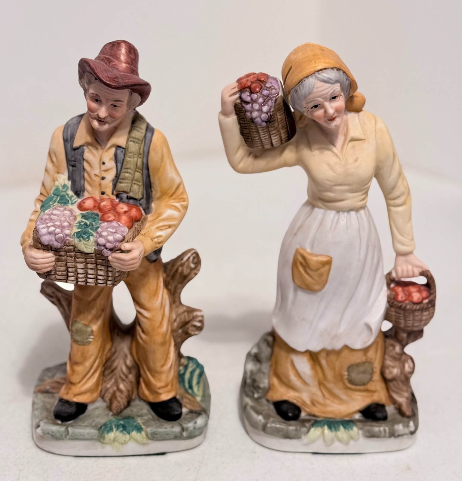 Vintage UOGC elderly man and woman farmer Figures 9.5\