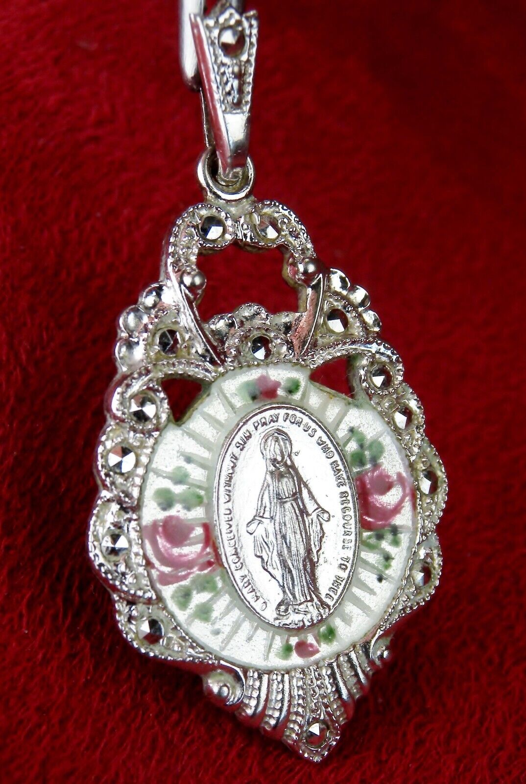 1930 CATHOLIC MIRACULOUS MEDAL CENTENNIAL STERLING HAND PAINTED MOTHER OF PEARL