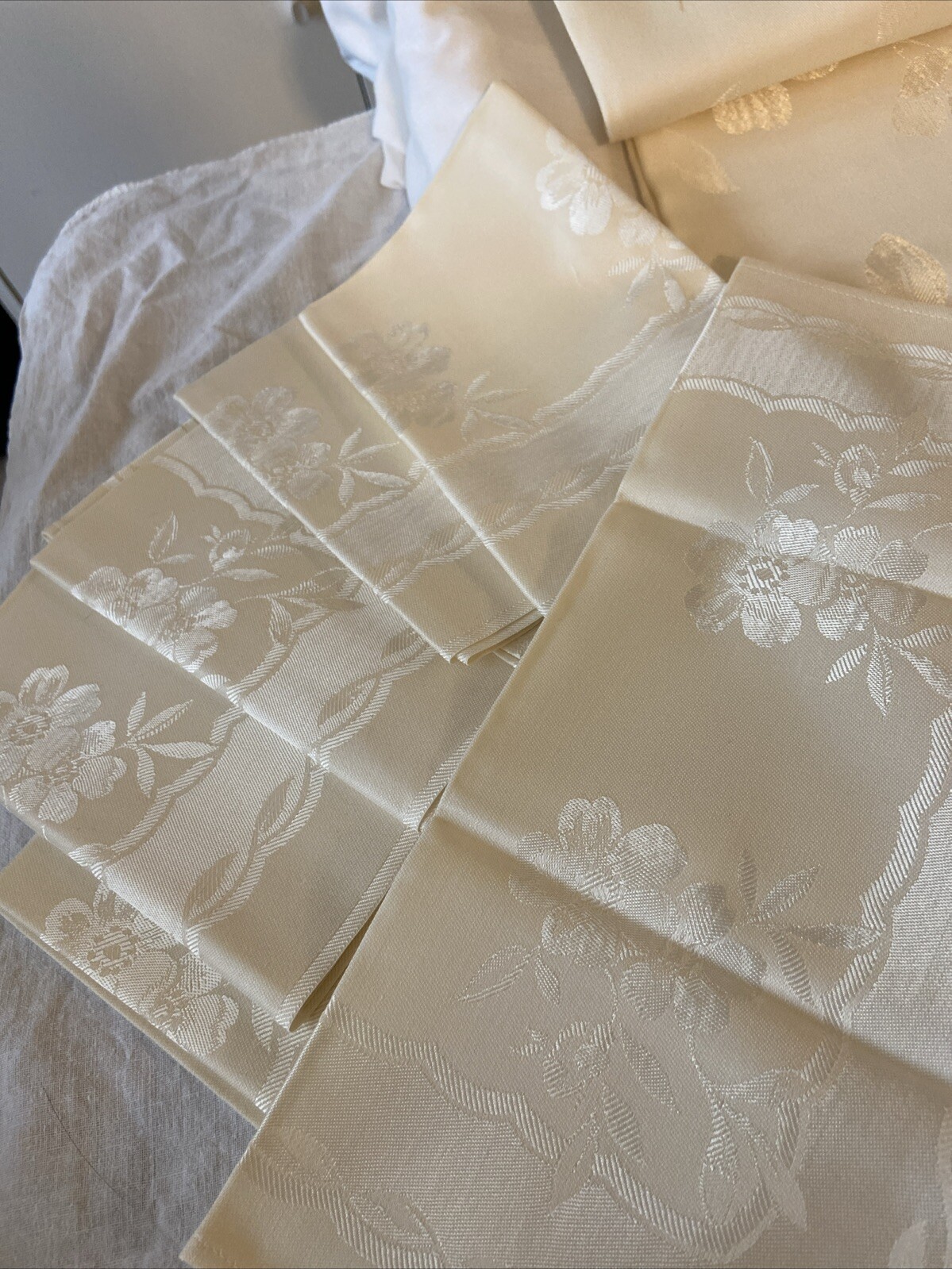 Simtex Candlelight Damask 54x72 Eggshell Tablecloth Napkin Set Vtg Holidays READ